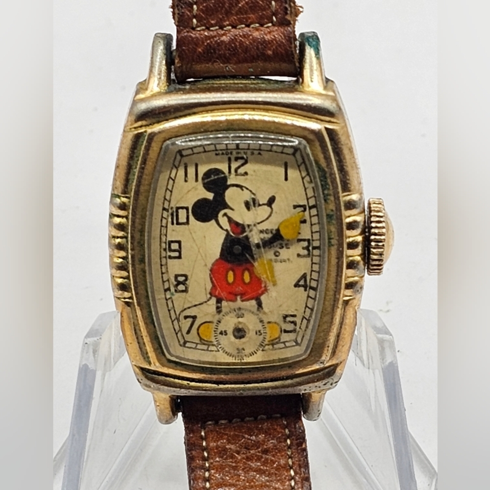 1939 Ingersoll Mickey Mouse Deluxe Gold-Plated Wristwatch Non-Running
